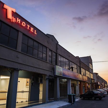 T Hotel Anggerik Alor Setar Bagian luar foto