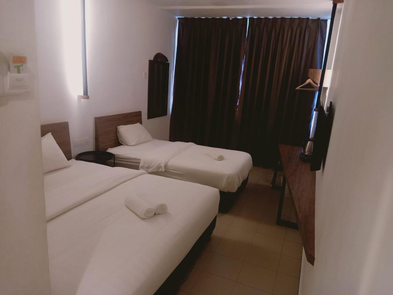 T Hotel Anggerik Alor Setar Bagian luar foto